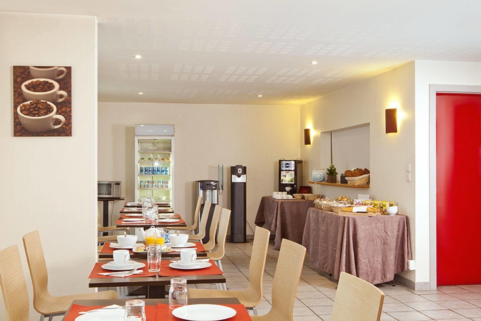 Sejours & Affaires Rennes Villa Camilla Eksteriør bilde